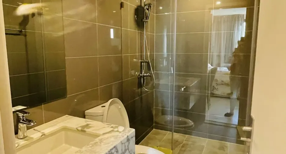 For sale 2 bedrooms condo in Pathum Wan, Bangkok