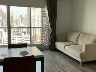 Condo en alquiler de 2 habitaciones en Sathon, Bangkok