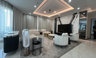 Condo en alquiler de 3 habitaciones en Watthana, Bangkok