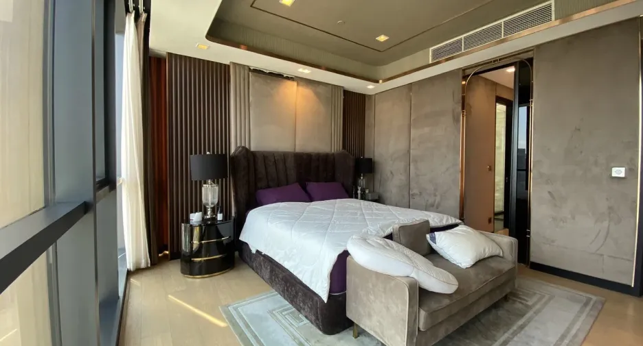 For rent 2 bedrooms condo in Watthana, Bangkok