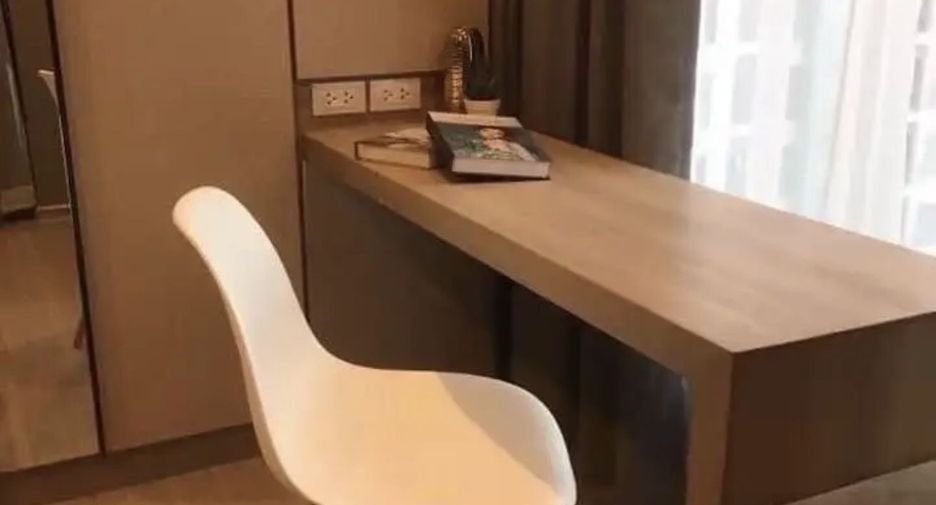 For rent studio condo in Huai Khwang, Bangkok