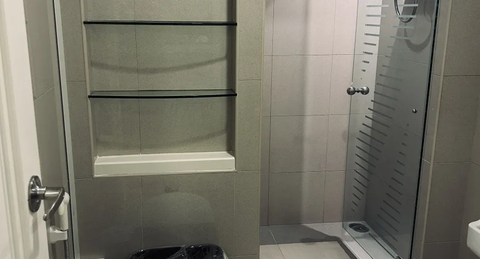 For rent 3 bedrooms condo in Sathon, Bangkok