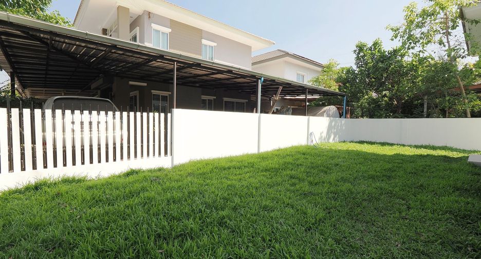 For sale 4 bedrooms house in Khlong Luang, Pathum Thani