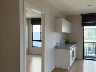 Продажа 2 спальни кондо в Банг Капи, Бангкок