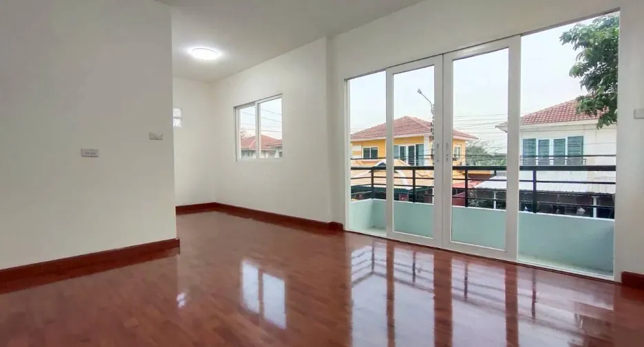 For sale 4 bedrooms house in Bang Bua Thong, Nonthaburi