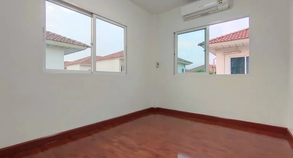 For sale 4 bedrooms house in Bang Bua Thong, Nonthaburi
