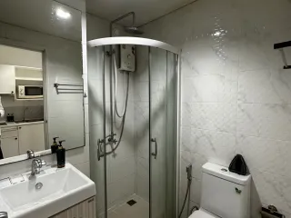 For rent studio condo in Mueang Samut Prakan, Samut Prakan