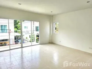 Casa adosada en venta de 3 habitaciones en Mueang Phuket, Phuket