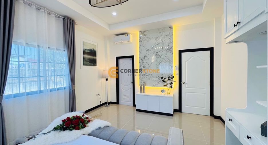 For rent 4 bedrooms house in Bang Lamung, Chonburi