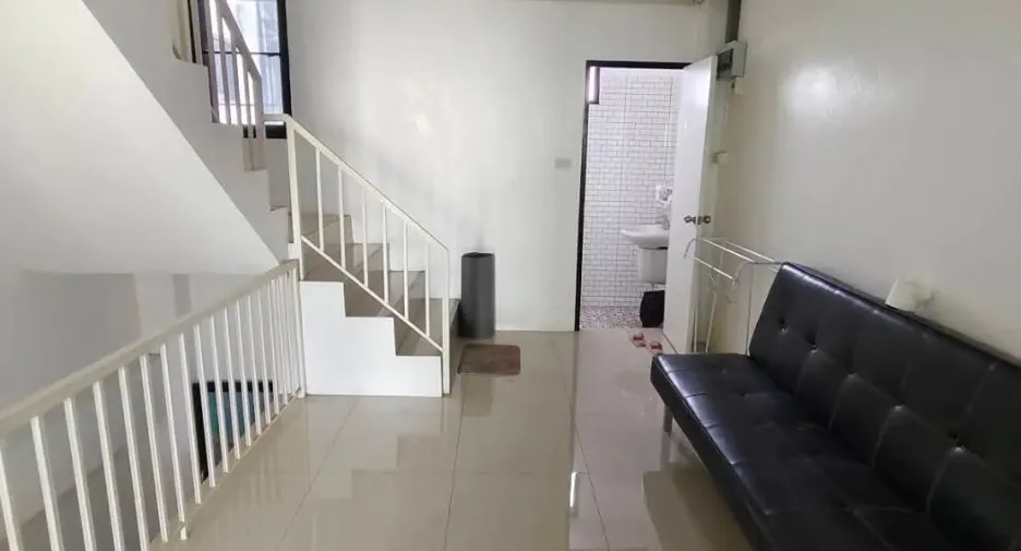 For sale 3 bedrooms retail Space in Mueang Chiang Mai, Chiang Mai