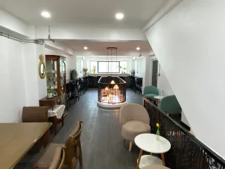 For sale 3 ベッドルーム retail Space in Mueang Chiang Mai, Chiang Mai