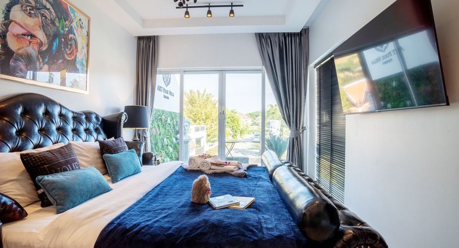 À vendre et à louer 8 chambres villa à Bang Lamung, Chonburi