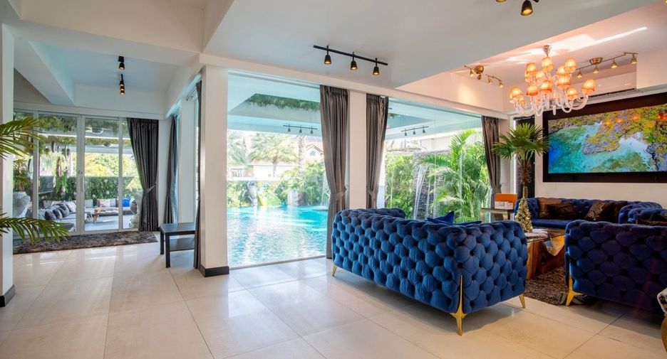 À vendre et à louer 8 chambres villa à Bang Lamung, Chonburi