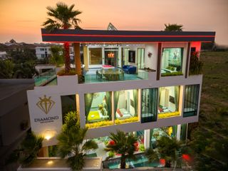 Villa zum Kauf und zur Miete mit 10 Zimmer in Bang Lamung, Chonburi