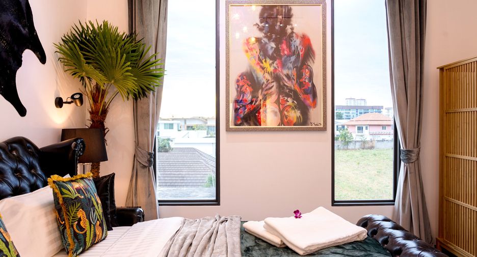 À vendre et à louer 10 chambres villa à Bang Lamung, Chonburi