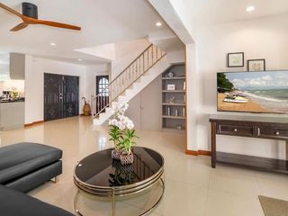 For sale 6 bedrooms villa in Bang Lamung, Chonburi