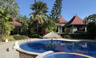 Villa zum Kauf mit 6 Zimmer in Hua Hin, Prachuap Khiri Khan