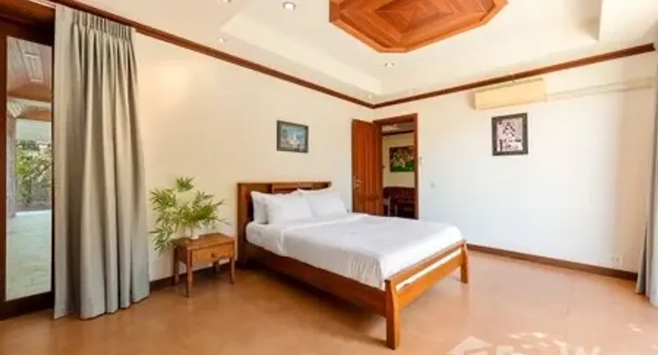 À vendre et à louer 5 chambres villa à Ko Samui, Surat Thani