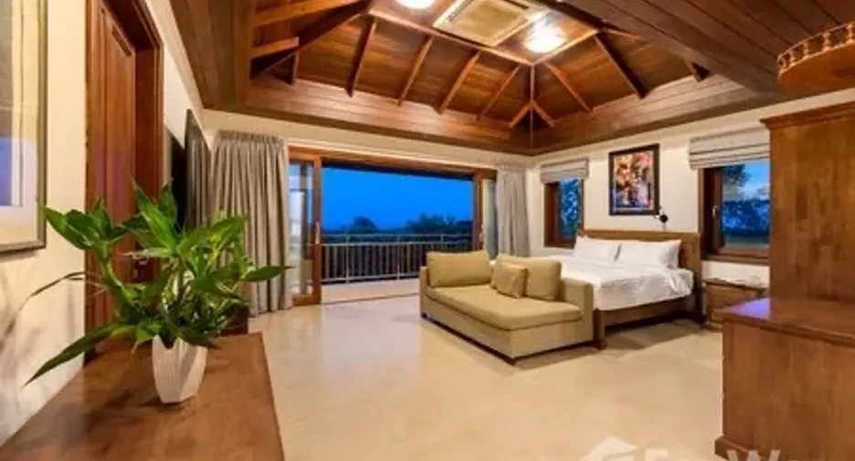 À vendre et à louer 5 chambres villa à Ko Samui, Surat Thani