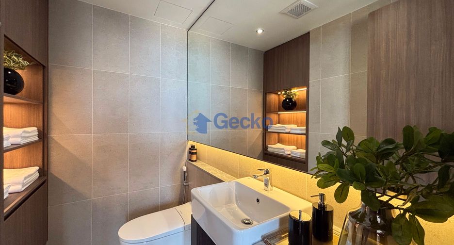 For sale 3 bedrooms condo in Sattahip, Chonburi