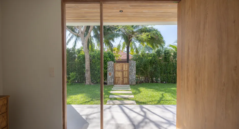 For sale and for rent 5 bedrooms house in Thalang, Phuket