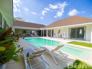 For sale and for rent 5 bedrooms house in Thalang, Phuket