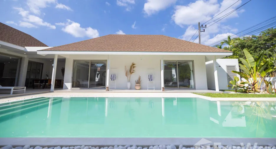 For sale and for rent 5 bedrooms house in Thalang, Phuket