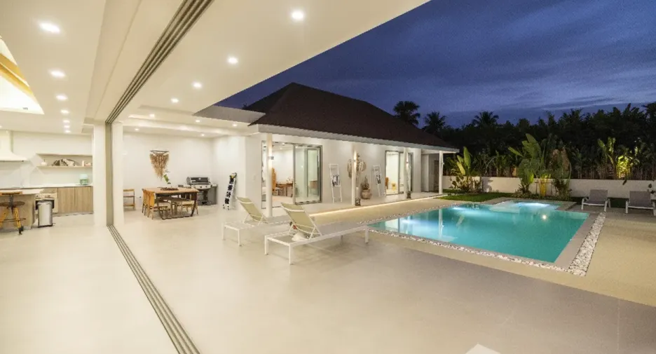 For sale and for rent 5 bedrooms house in Thalang, Phuket
