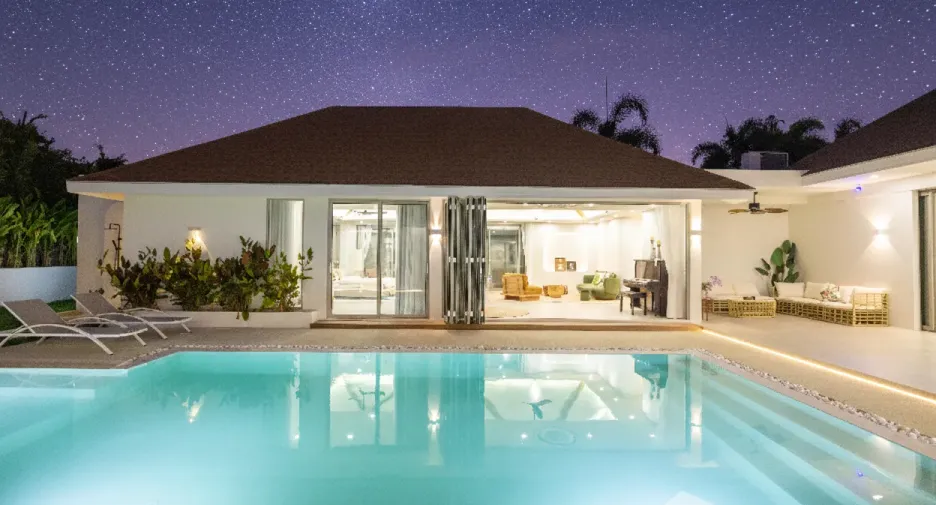 For sale and for rent 5 bedrooms house in Thalang, Phuket