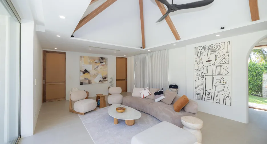 For sale and for rent 5 bedrooms house in Thalang, Phuket