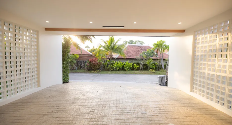 For sale and for rent 5 bedrooms house in Thalang, Phuket