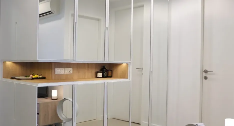 For sale 1 bed condo in Khlong Toei, Bangkok