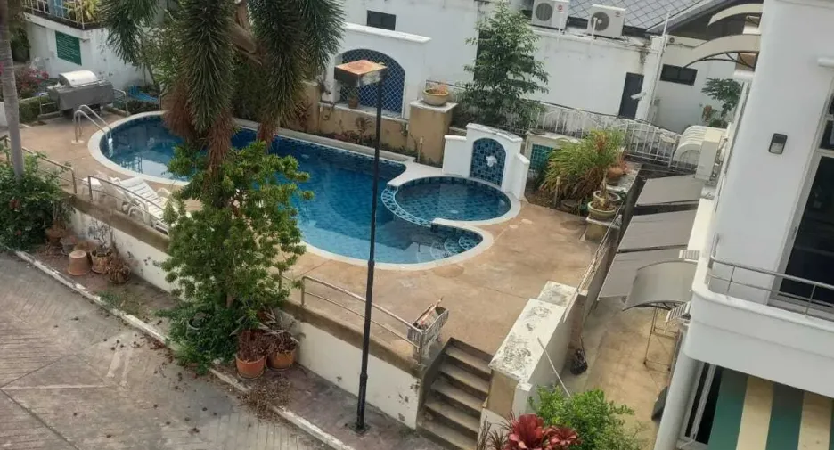 For sale and for rent 3 bedrooms house in Bang Lamung, Chonburi