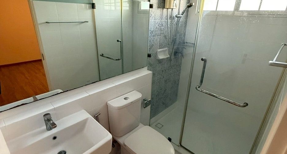 Reihenhaus zum Kauf mit 2 Zimmer in Bang Phli, Samut Prakan