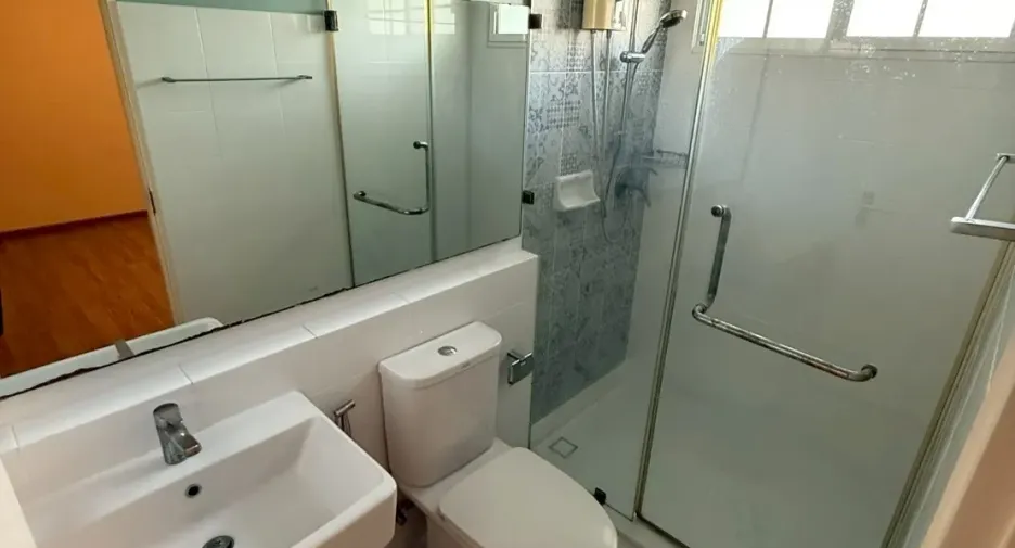 For sale 2 bedrooms townhouse in Bang Phli, Samut Prakan