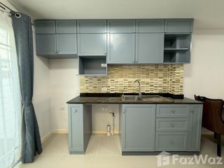 Reihenhaus zum Kauf mit 2 Zimmer in Bang Phli, Samut Prakan