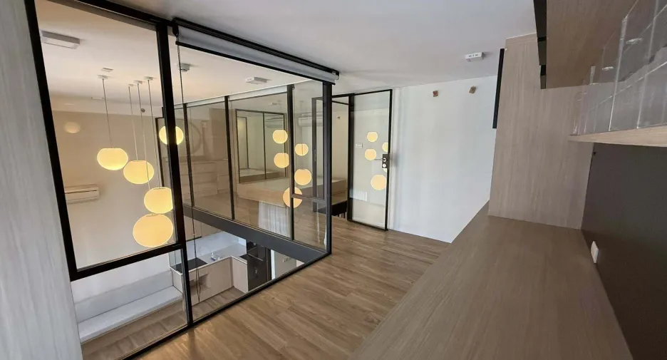 For sale 2 bedrooms condo in Khlong Toei, Bangkok
