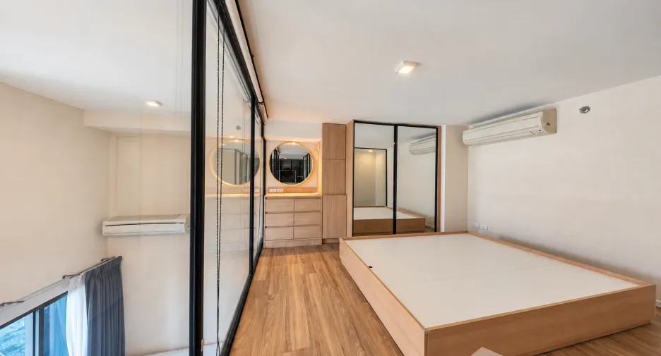 Condo en venta de 2 habitaciones en Khlong Toei, Bangkok
