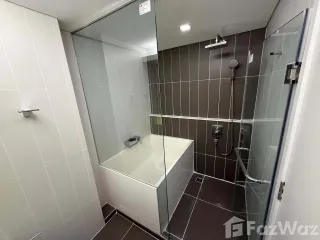 Condo en venta de 2 habitaciones en Khlong Toei, Bangkok