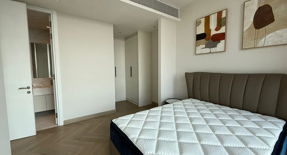 For rent 3 bedrooms condo in Bang Kho Laem, Bangkok
