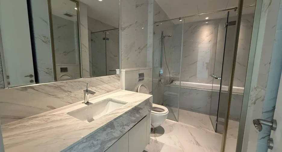 For rent 3 bedrooms condo in Bang Kho Laem, Bangkok