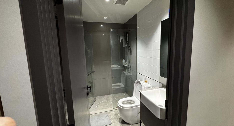 For sale 1 bed condo in Bang Rak, Bangkok