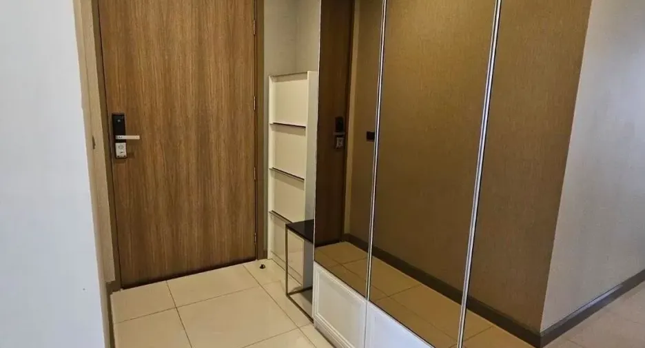 For sale 2 bedrooms condo in Bang Rak, Bangkok