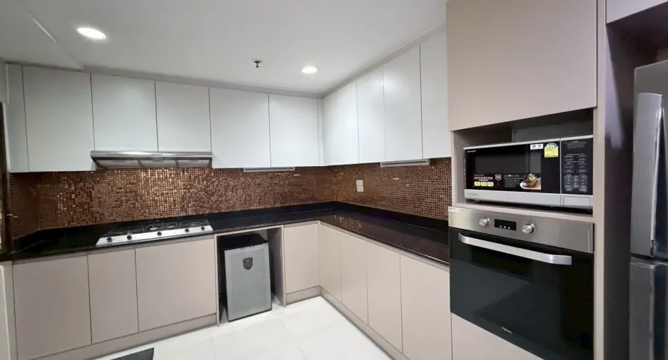 For rent 3 ベッドルーム apartment in Watthana, Bangkok