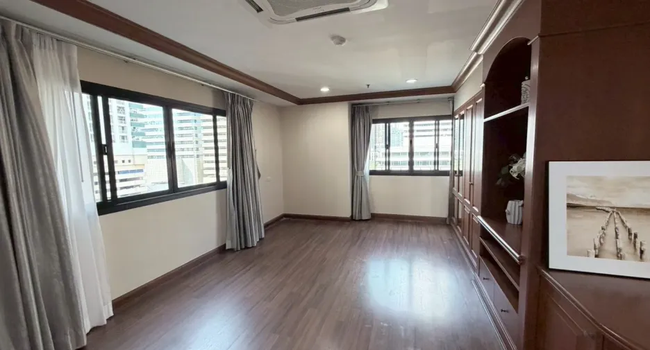 For rent 3 ベッドルーム apartment in Watthana, Bangkok