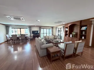 À louer 3 chambres appartement à Watthana, Bangkok