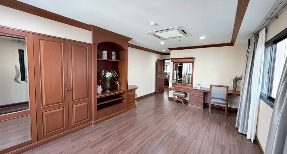 For rent 3 ベッドルーム apartment in Watthana, Bangkok
