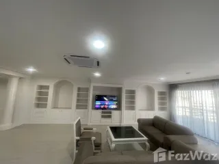 Apartamento en alquiler de 3 habitaciones en Watthana, Bangkok