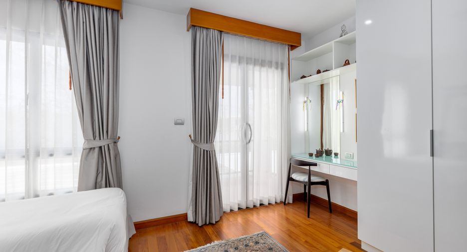 For sale 4 bedrooms villa in Thalang, Phuket