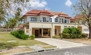 À vendre 4 chambres villa à Thalang, Phuket